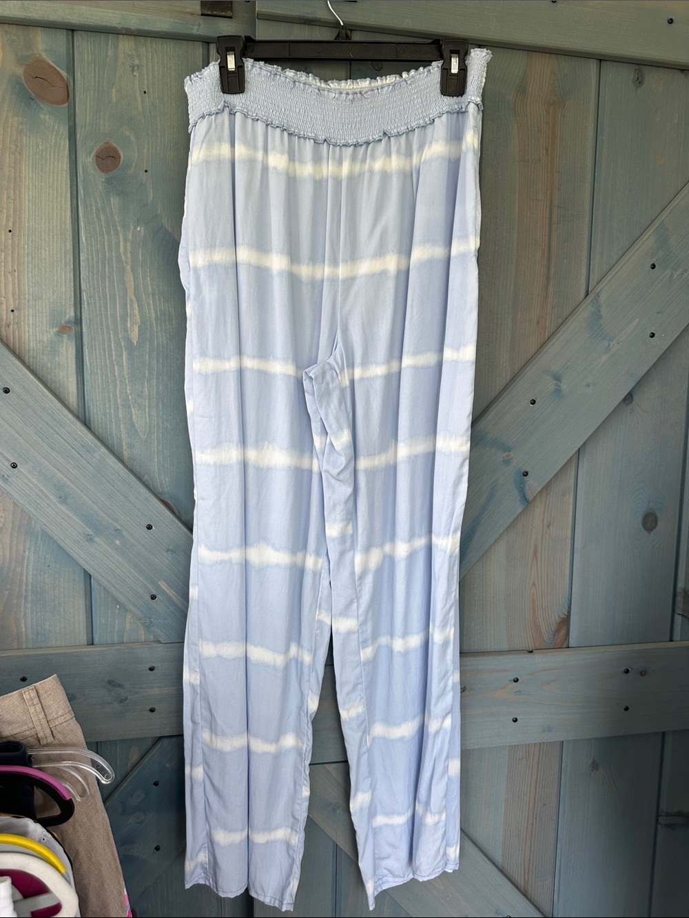 beachlunchlounge Light Blue and White Tie-Dye Lounge Pants